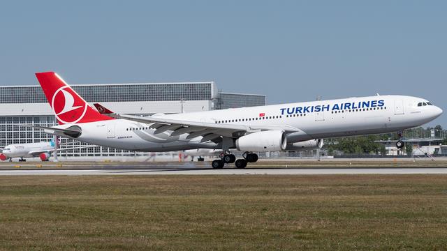 TC-JNP:Airbus A330-300:Turkish Airlines